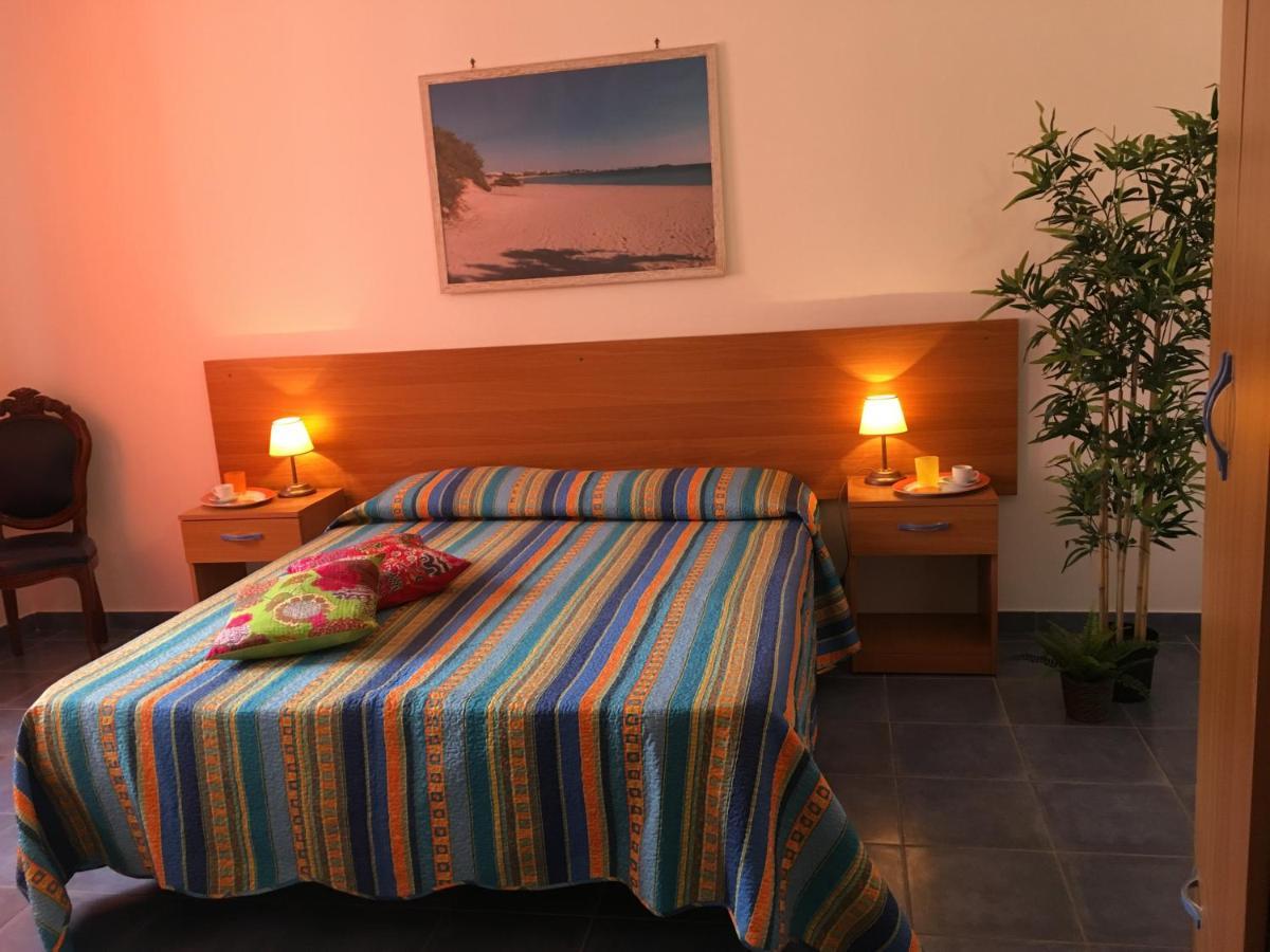 Samarcanda Camere E Appartamenti Porto Cesareo Exterior foto